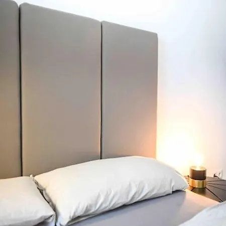 Moderne In Ruhiger Umgebung Nahe Messe * Berlín