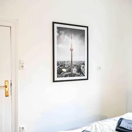 Moderne In Ruhiger Umgebung Nahe Messe Apartament *