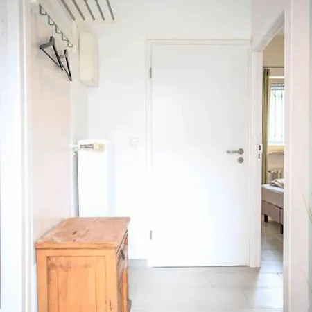 Moderne In Ruhiger Umgebung Nahe Messe *