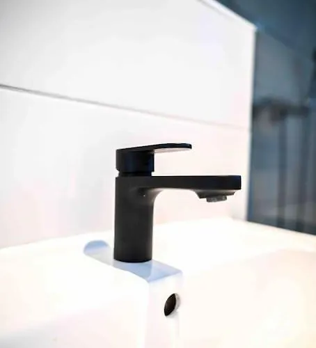 Moderne In Ruhiger Umgebung Nahe Messe شقة