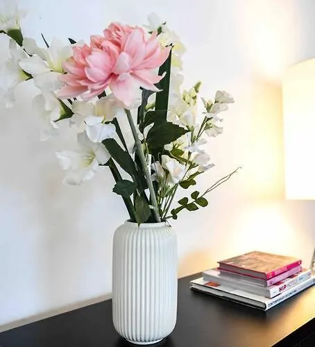 شقة Moderne In Ruhiger Umgebung Nahe Messe *