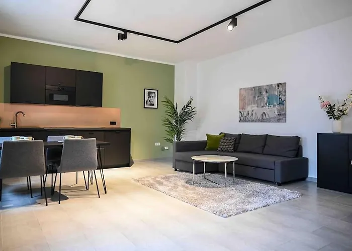 Moderne In Ruhiger Umgebung Nahe Messe Apartament *